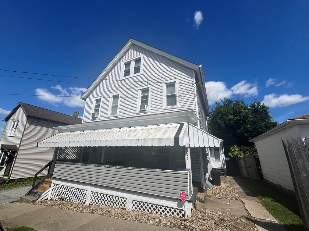 309-311 Grant St, McKeesport, PA 15132