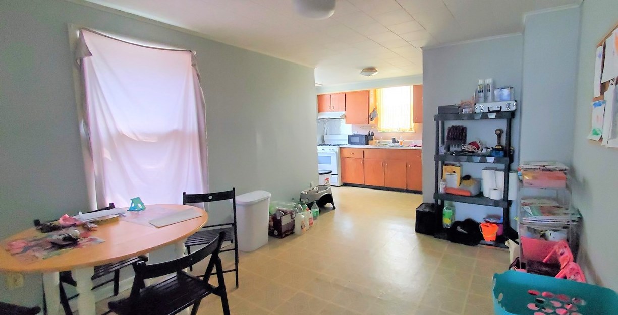 705 Carlisle St, New Castle PA 16101-2307 exterior