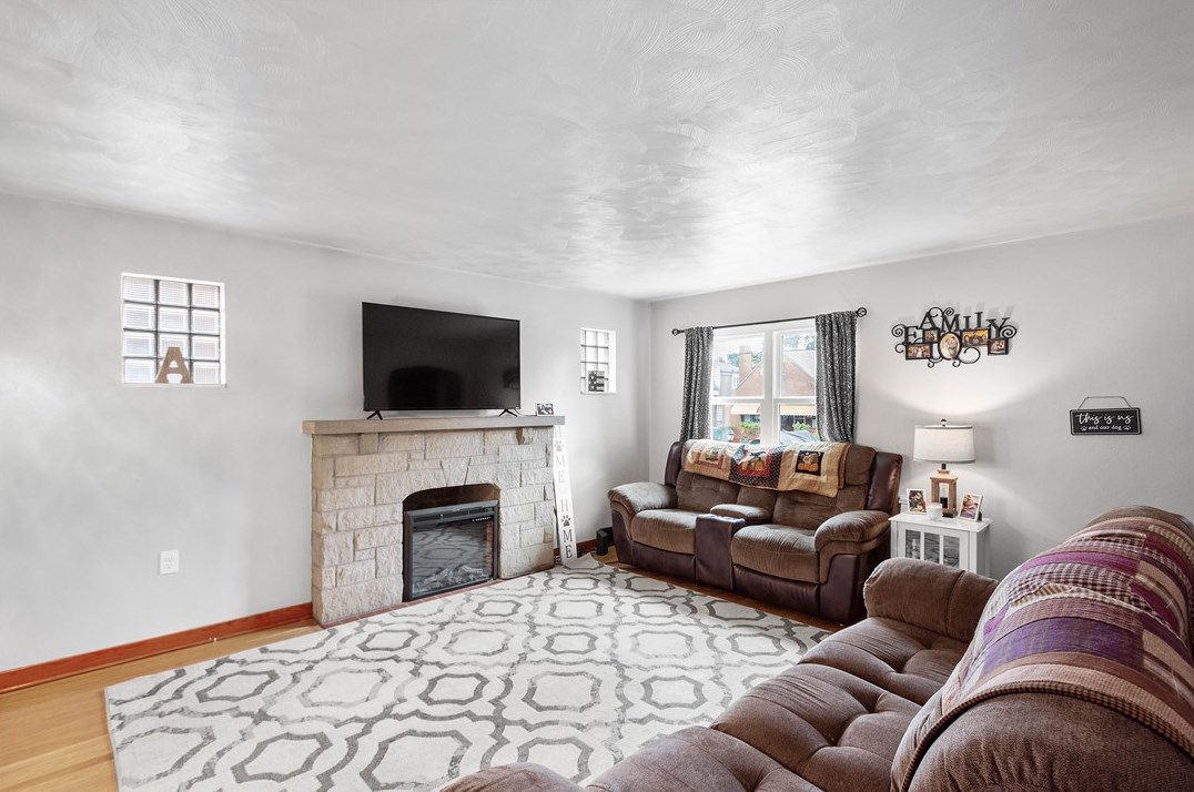 1006 Romine Ave, Mckeesport PA  15133-3886 exterior