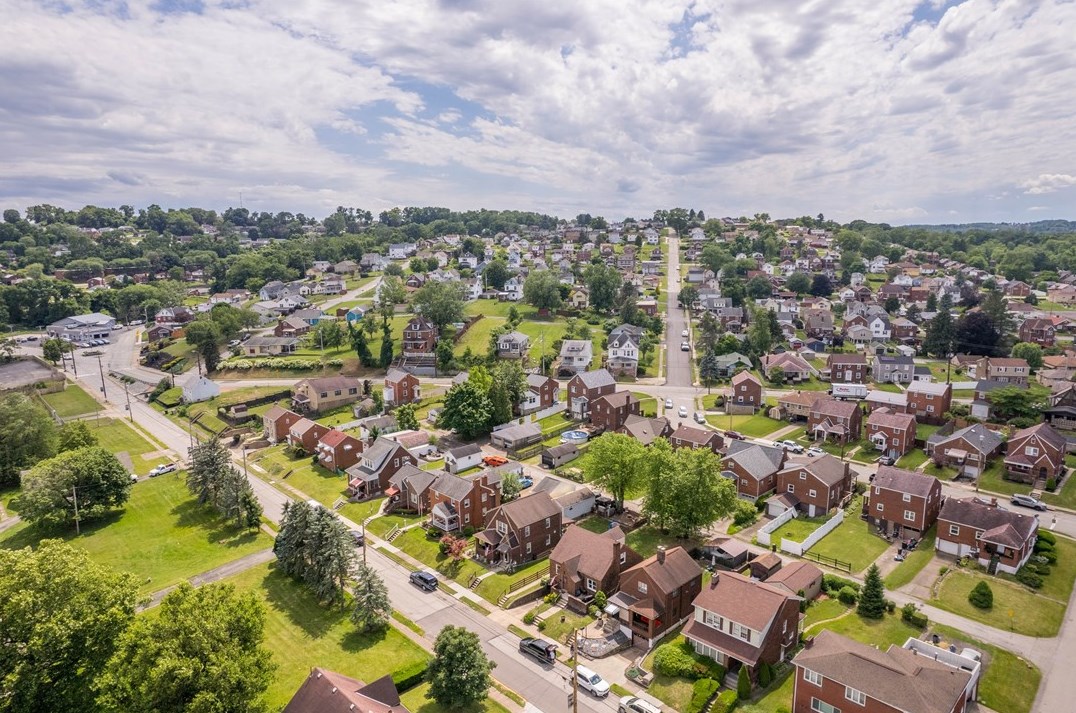 1006 Romine Ave, Mckeesport PA  15133-3886 exterior