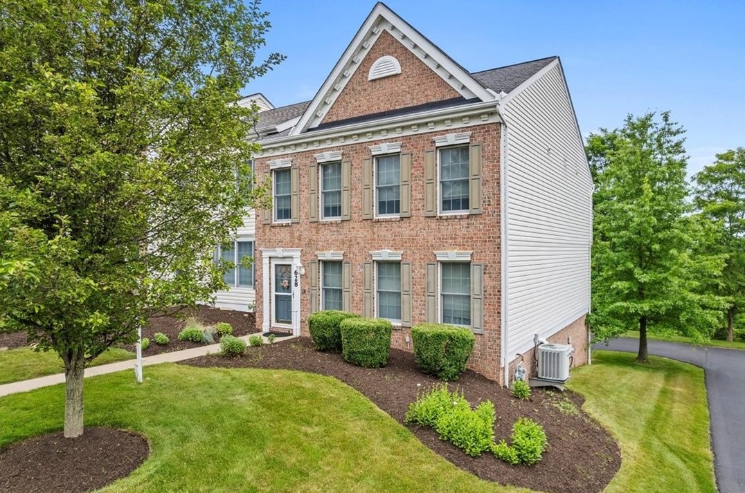628 Hunting Creek Rd, Canonsburg, PA 15317-6309