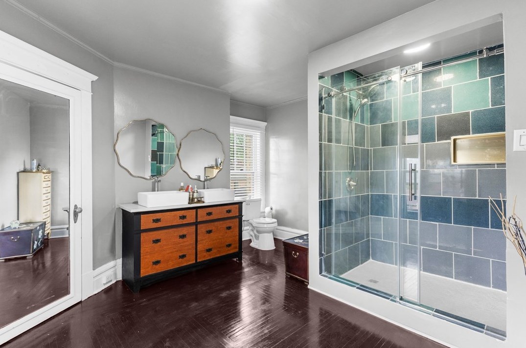 211 Moody Ave, New Castle PA  16101-2343 exterior