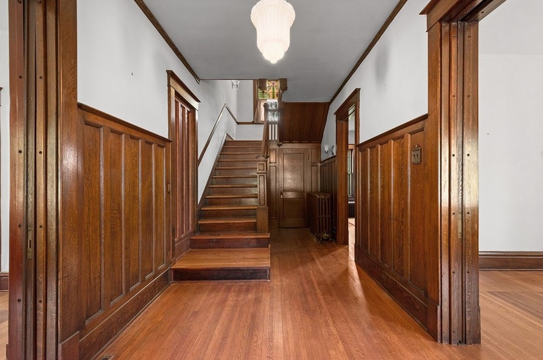 408 Beau St, Washington, PA 15301-3606