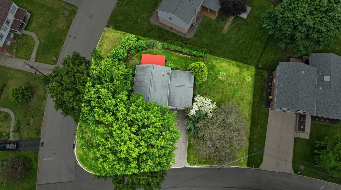 518 Goldsmith Rd, Pittsburgh, PA 15237-3703