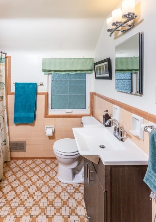 1632 Jamestown Pl, Pittsburgh PA 15235-4922 exterior