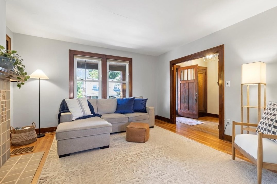 12 Homekort Ave, Pittsburgh, PA 15229-1641