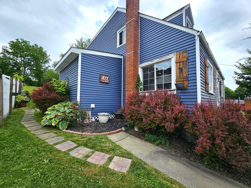 55 Tannehill Dr, Washington, PA 15301-7173