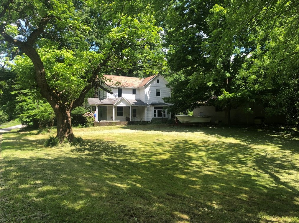 752 Evergreen Rd, Pulaski, PA 16143-1704