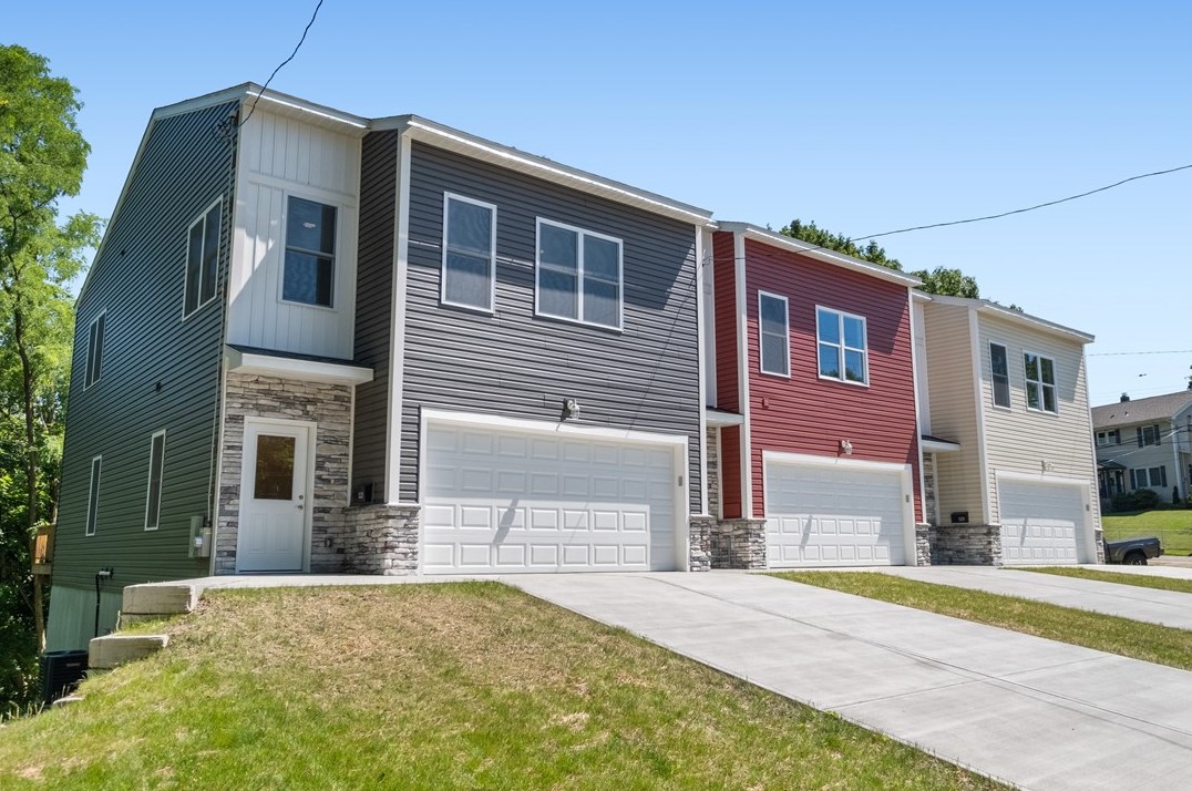 1221 Center Ave, Pittsburgh, PA 15229-1629