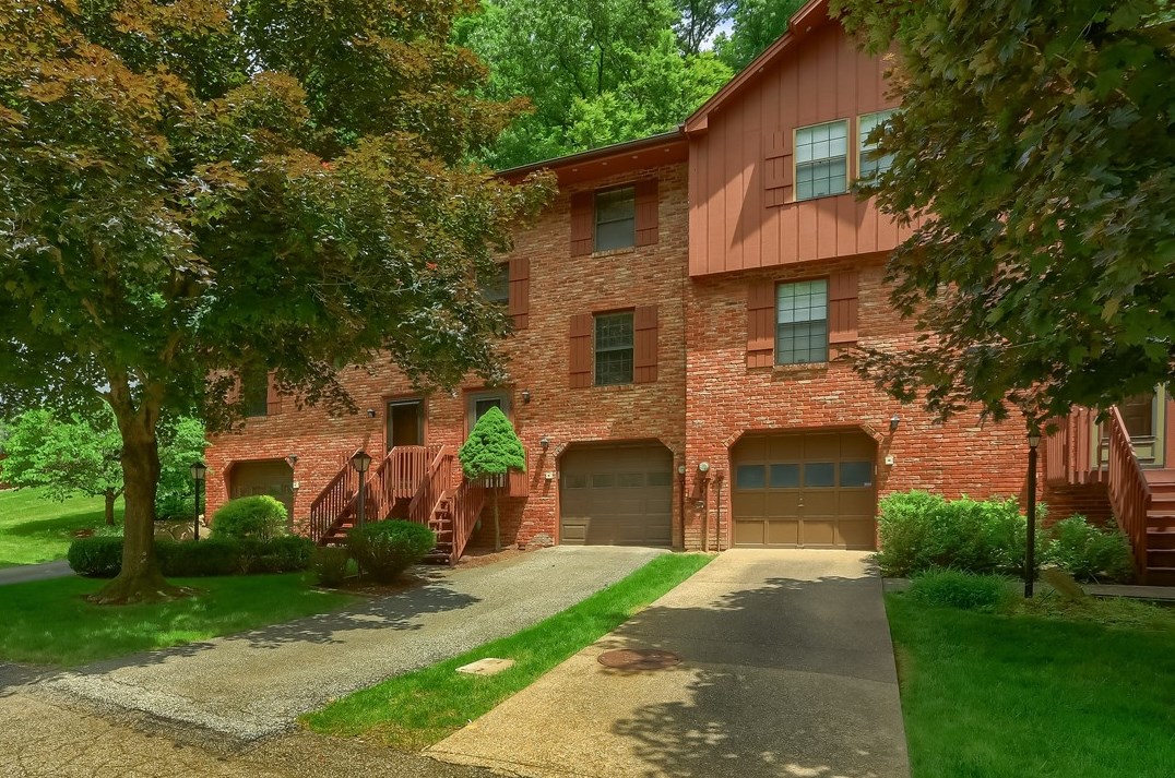 150 Old English Rd, Pittsburgh, PA 15237