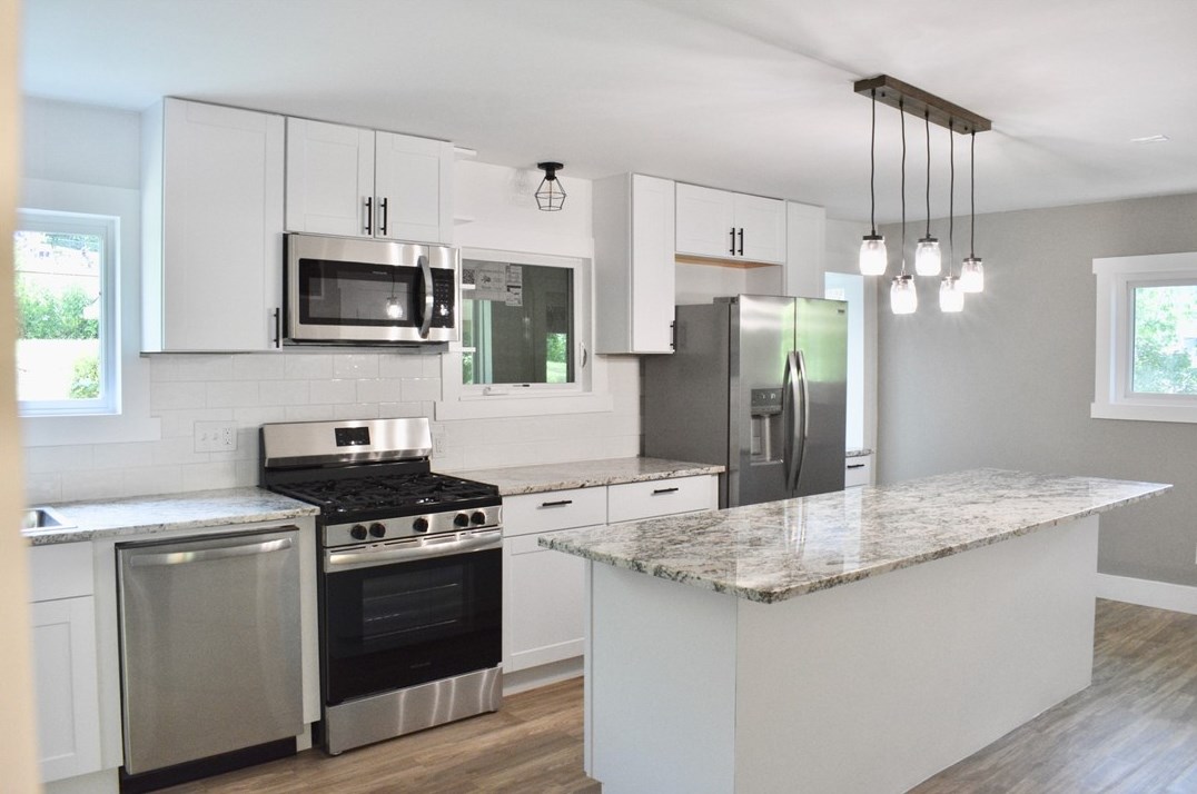 52 Penn Mnr Rd, Manor PA 15665-9507 exterior