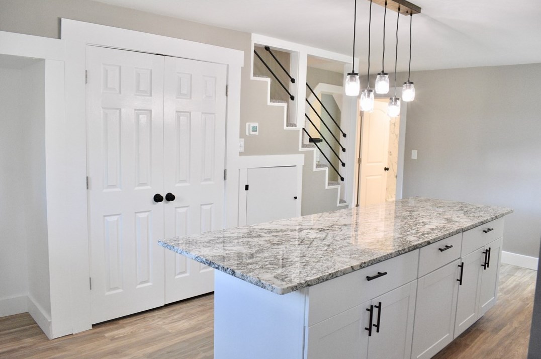 52 Penn Mnr Rd, Manor PA 15665-9507 exterior