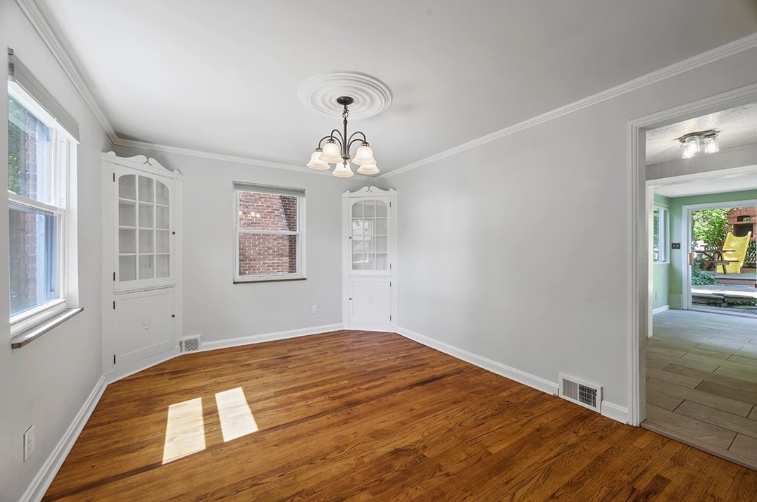 750 Fruithurst Dr, Pittsburgh PA  15228-2580 exterior