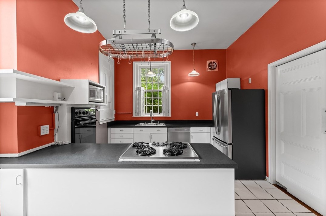 5238 Westminster Pl, Pittsburgh PA  15232-2119 exterior