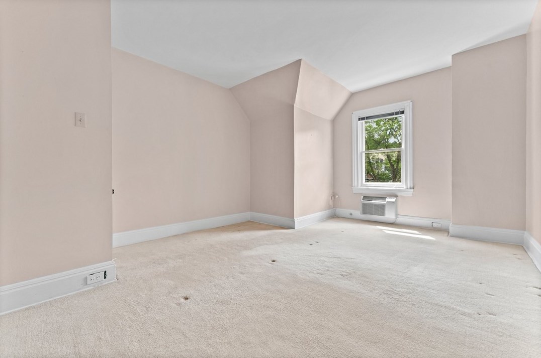 5238 Westminster Pl, Pittsburgh PA  15232-2119 exterior