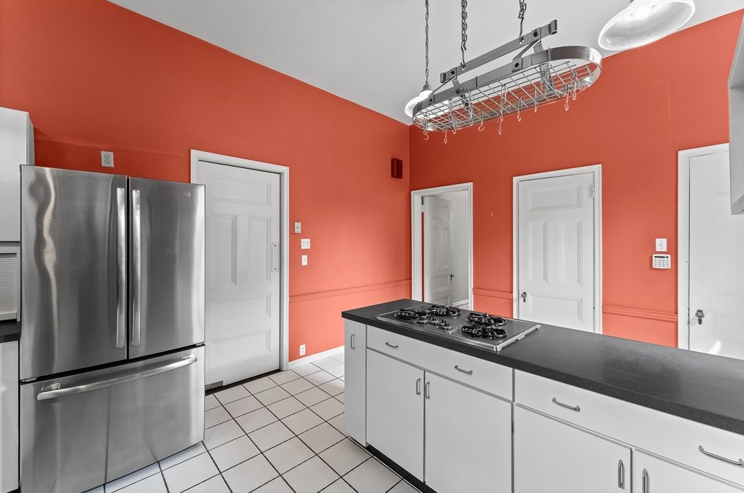 5238 Westminster Pl, Pittsburgh PA  15232-2119 exterior