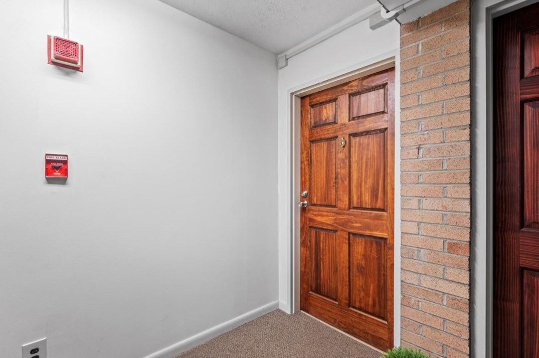 1324 Forest Green Dr, Moon Twp, PA 15108-2772