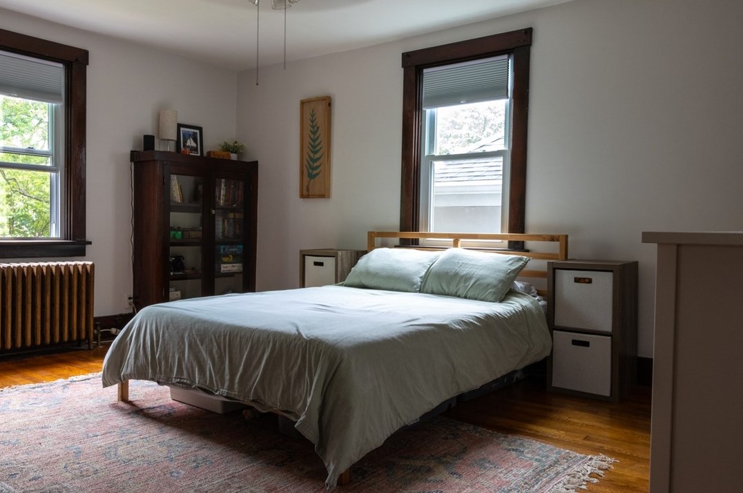 221 Hornaday Rd, Pittsburgh PA 15210-4221 exterior