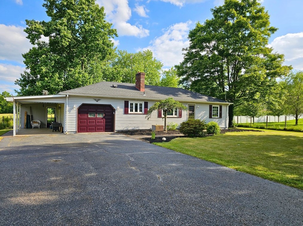 278 State Route 208, Pulaski, PA 16143-3630
