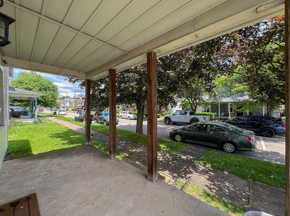116 2nd St, Butler, PA 16001-4772