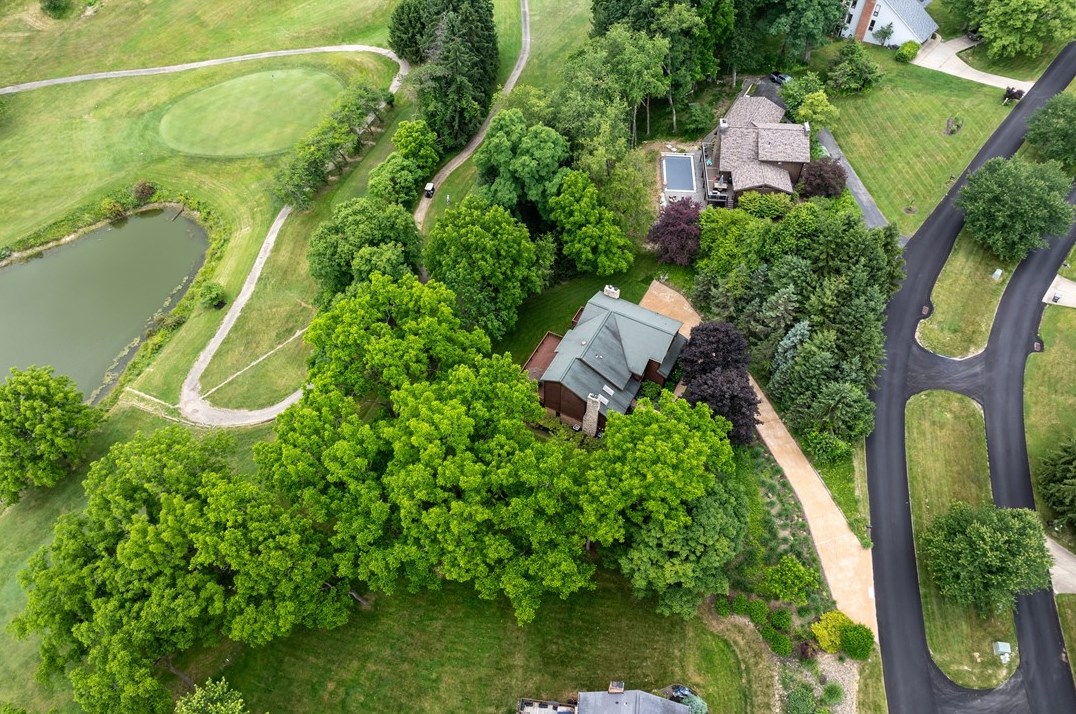 3824 Kim Ln, Gibsonia, PA 15044