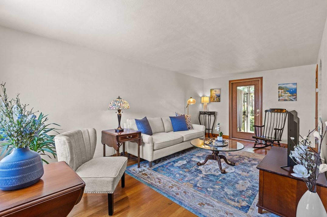 376 Fernhill Ave, Pittsburgh, PA 15226-1315