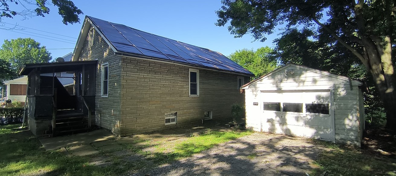 738 Marion Ave, Ellwood City, PA 16117