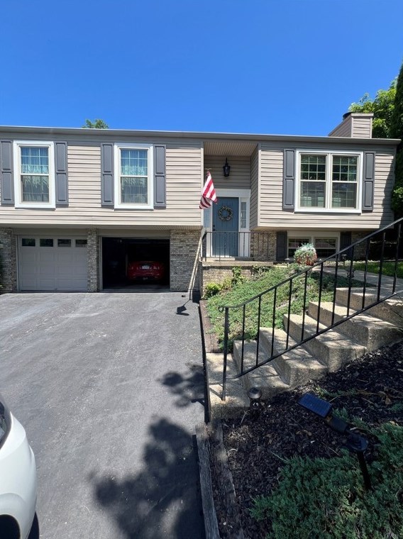 558 Harrison St, Pittsburgh, PA 15237-4414