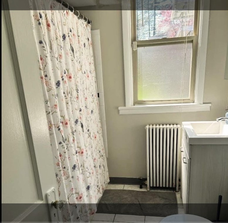 6606 Dalzell Pl, Pittsburgh PA  15217-1442 exterior