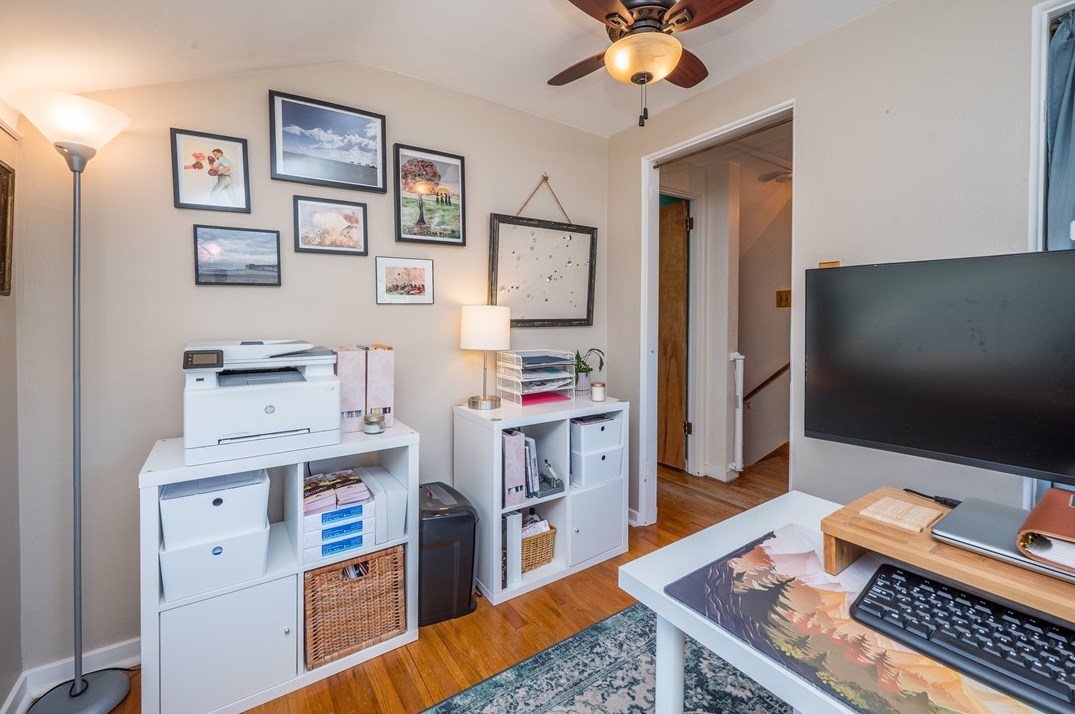 919 Dorchester Ave, Pittsburgh PA  15226-2117 exterior