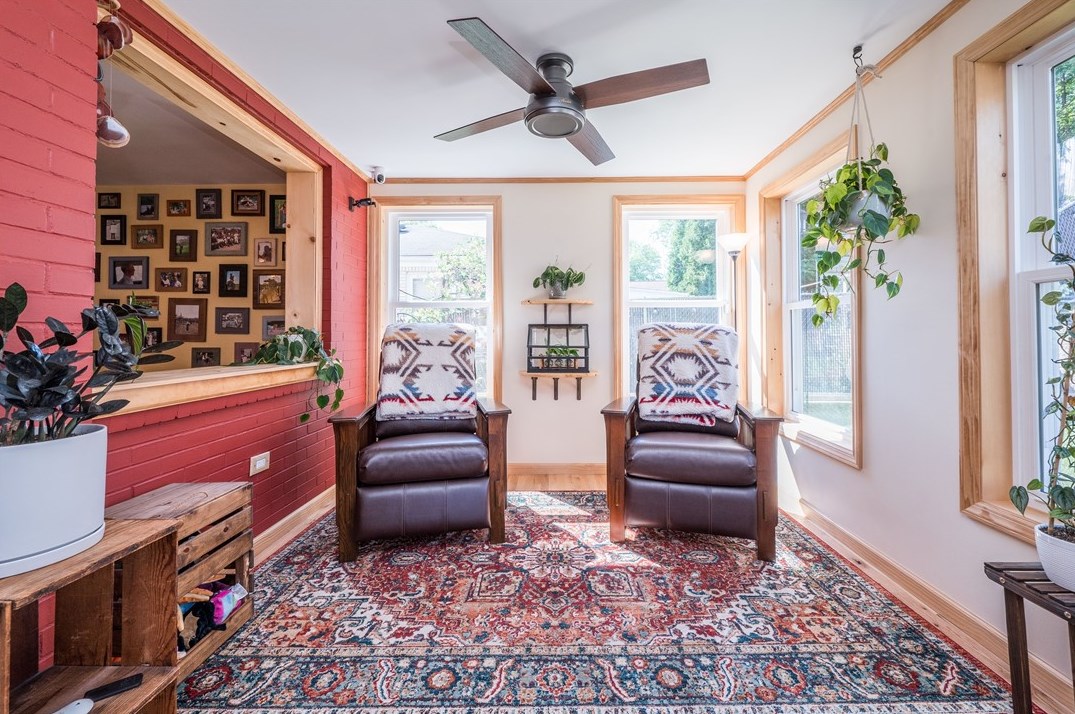 919 Dorchester Ave, Pittsburgh PA  15226-2117 exterior