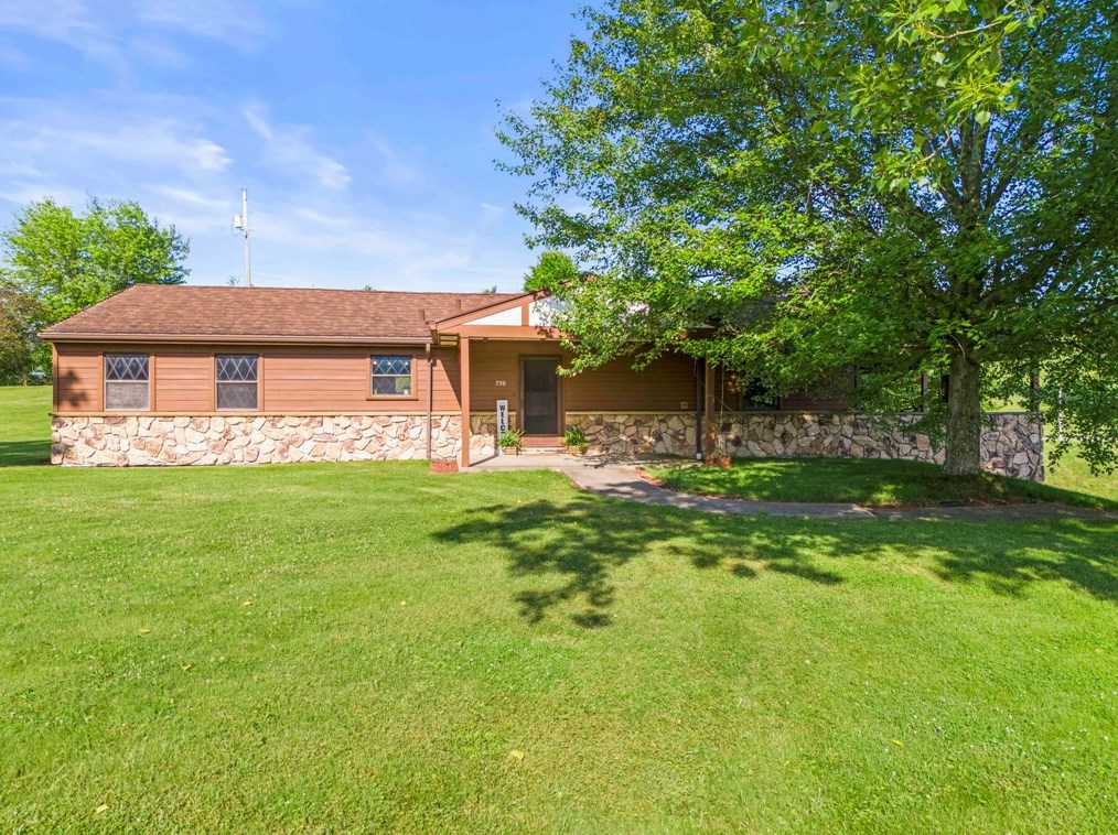 738 Beagle Club Rd, Mc Donald, PA 15057-2004