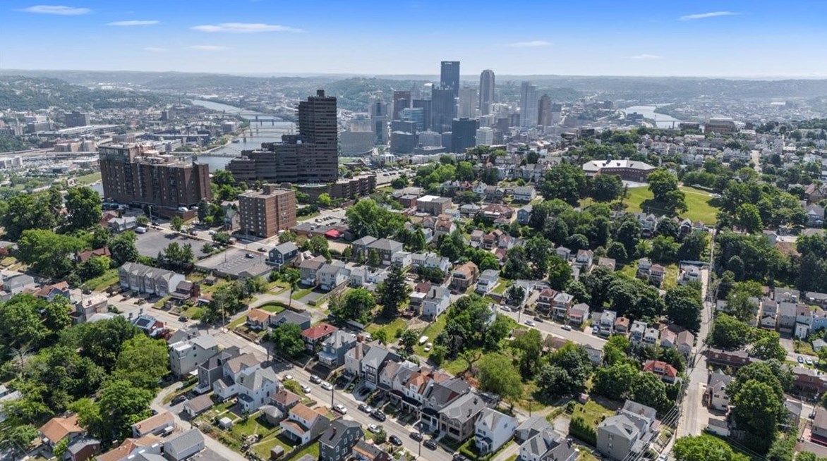 333 Augusta St, Pittsburgh, PA 15211-1105
