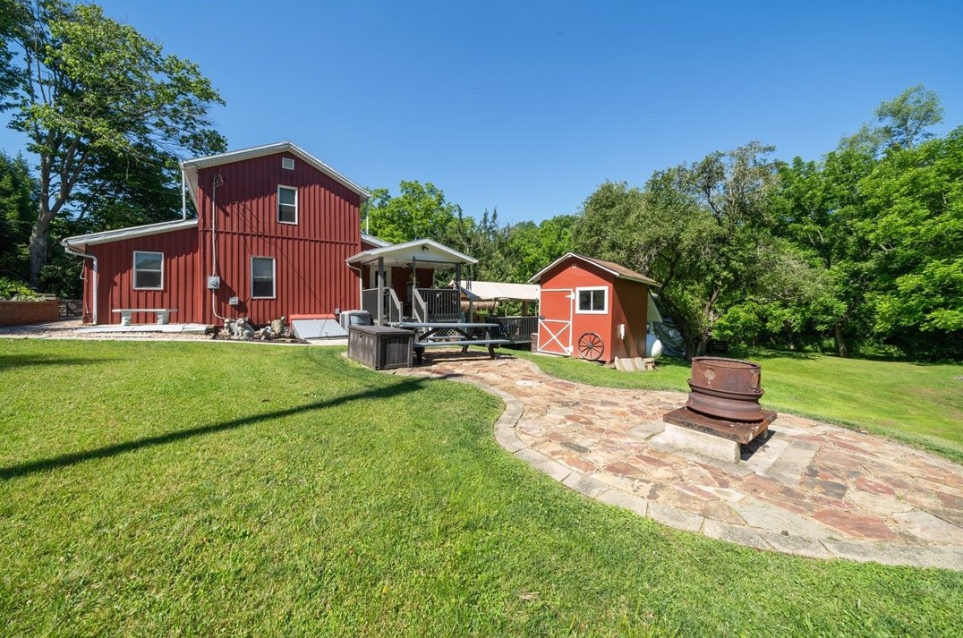 735 Leighty Hollow Ln, Ruffs Dale, PA 15679