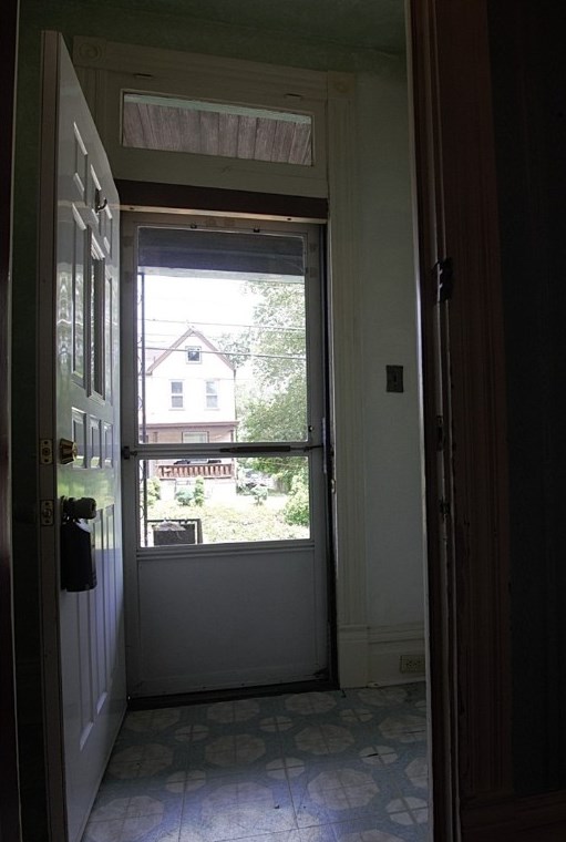 3529 Fleming Ave, Pittsburgh PA 15212-2113 exterior