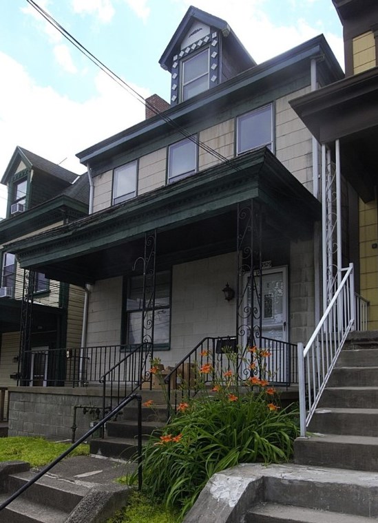 3529 Fleming Ave, Pittsburgh PA 15212-2113 exterior