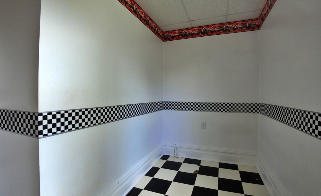 3529 Fleming Ave, Pittsburgh PA 15212-2113 exterior