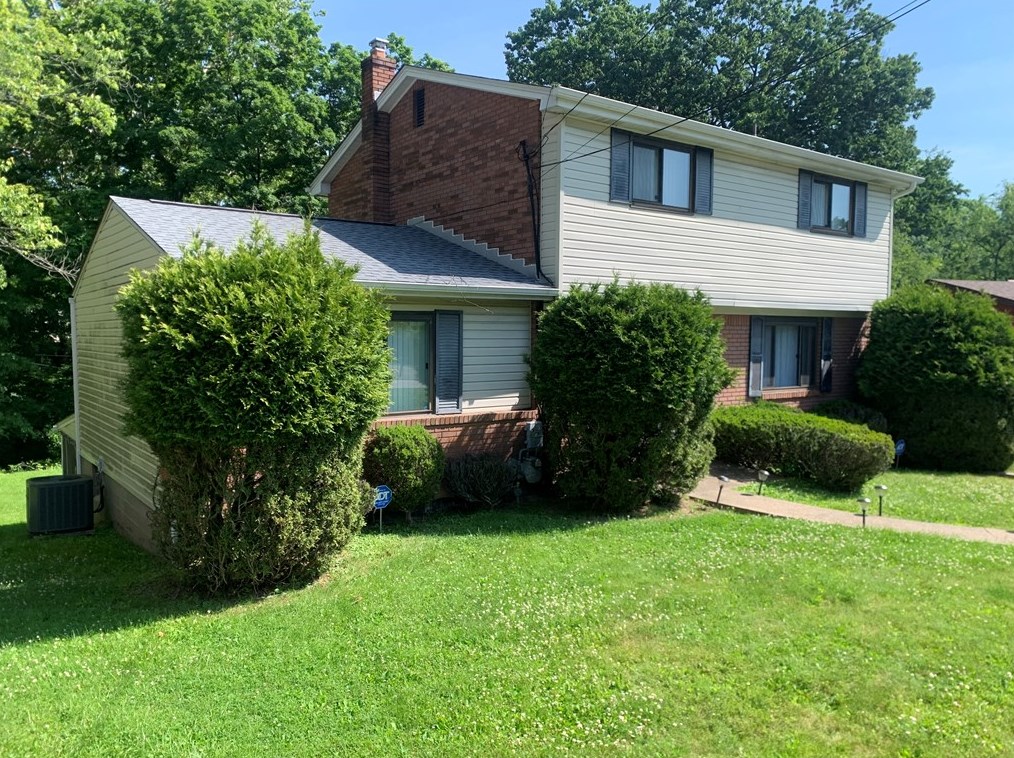122 Harvest Dr, Verona, PA 15147-1712