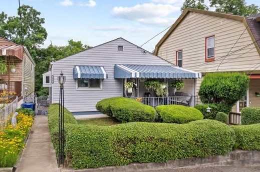 1847 Fairacres Ave, Pittsburgh, PA 15216