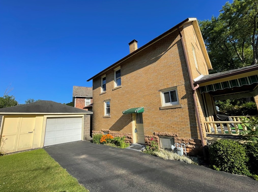 60 N Race, Greenville, PA 16125