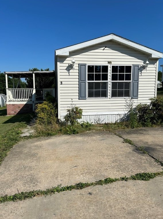 9 Scott Rd, Washington, PA 15301