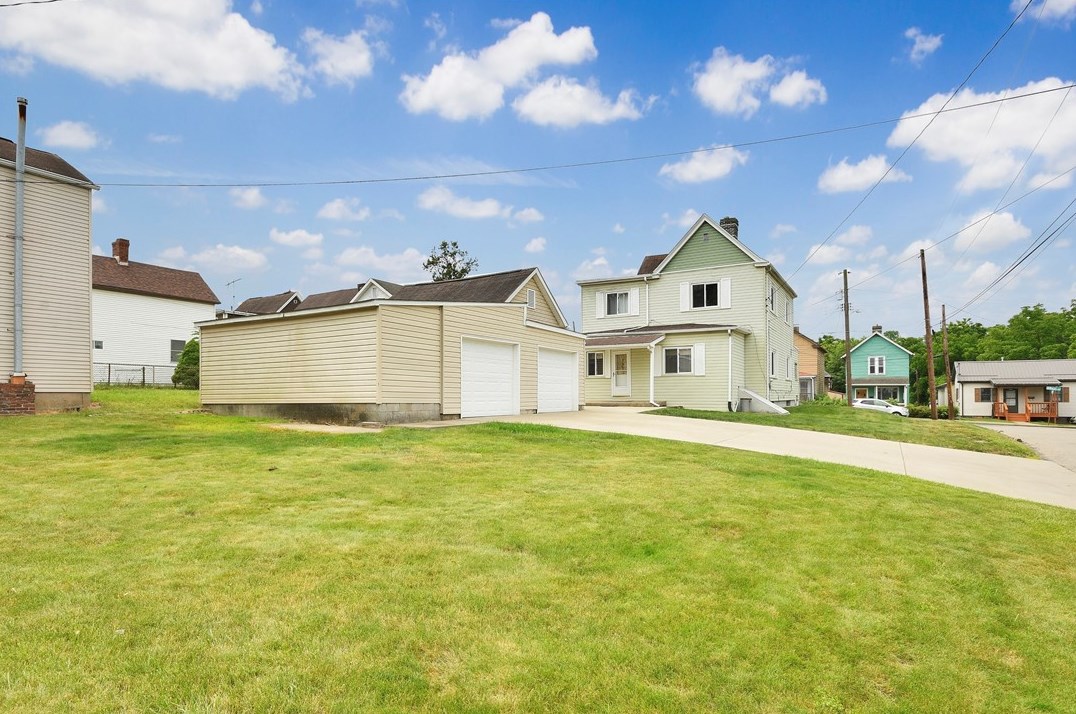 1490 Allison Ave, Washington, PA 15301