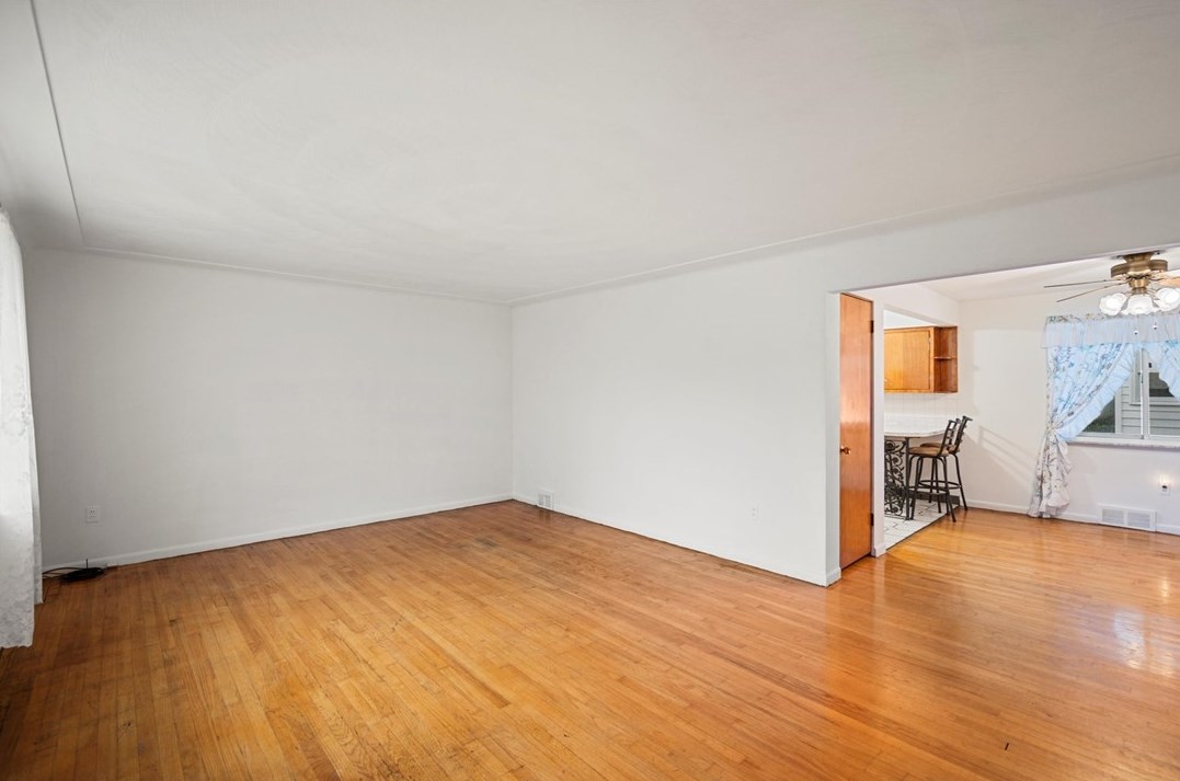1070 Saxonburg Blvd, Saxonburg, PA 16056