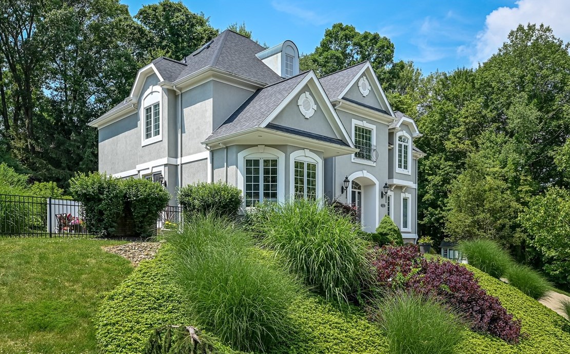 5262 Karrington Dr, Gibsonia, PA 15044