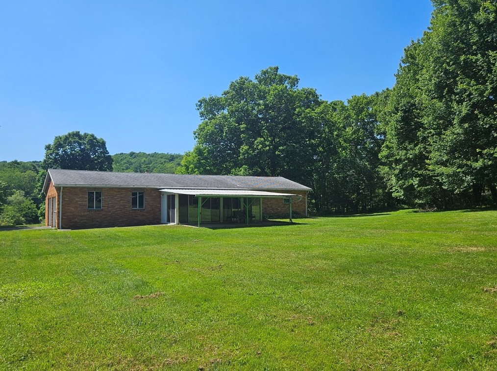 1411 Kittanning Pike, Karns City, PA 16041