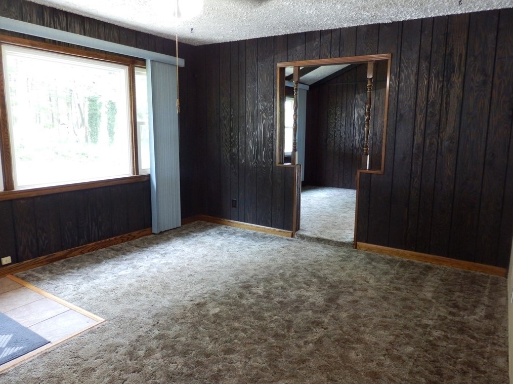 292 Old Shaffer Rd, Somerset, PA 15501