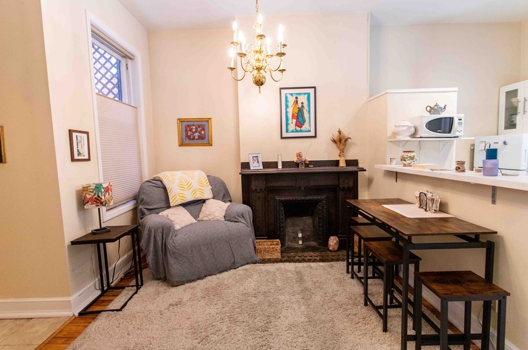 1604 Buena Vis St, Pittsburgh PA 15212-3926 exterior