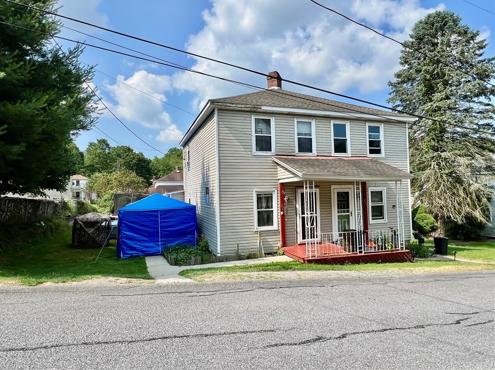 127-128 Church St, Jenners, PA 15546