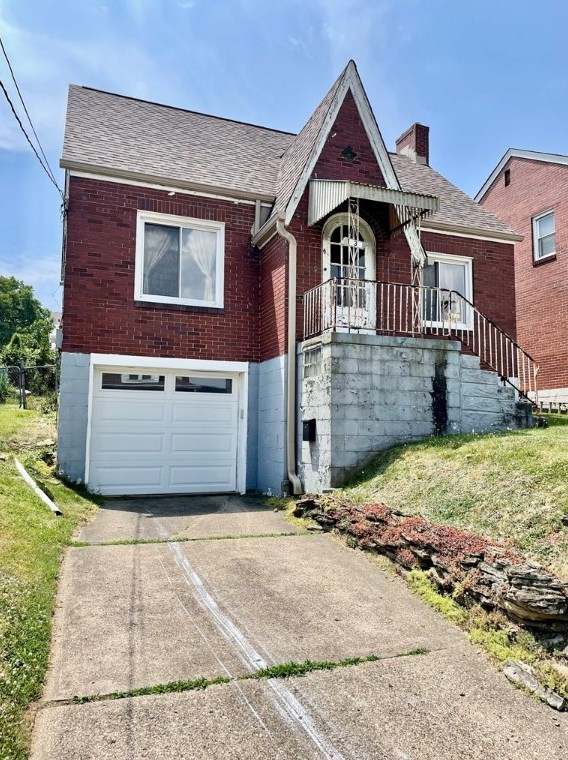 1739 Maine Ave, Pittsburgh, PA 15122