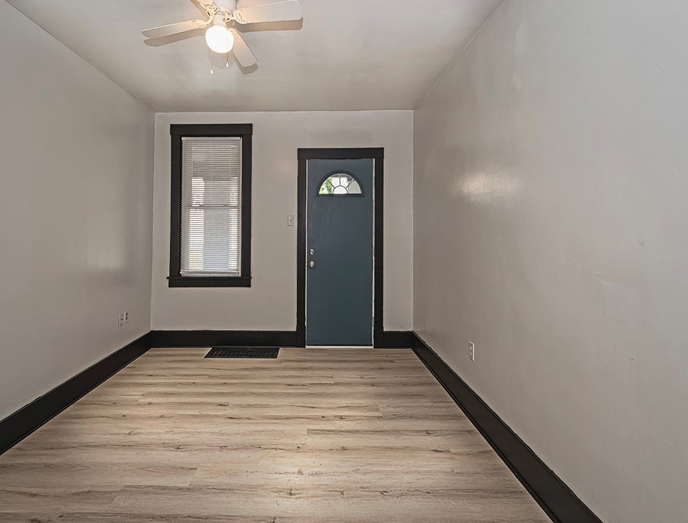 918 Elizabeth St, Collier Township, PA 15106